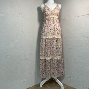 Banana USA Women's L *Runs Small* Spaghetti Strap Maxi Dress Summer Fun New